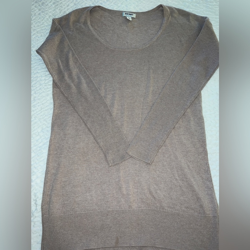 Old Navy Scoop Light Taupe sweater w/fitted ribbed long sleeves Size S